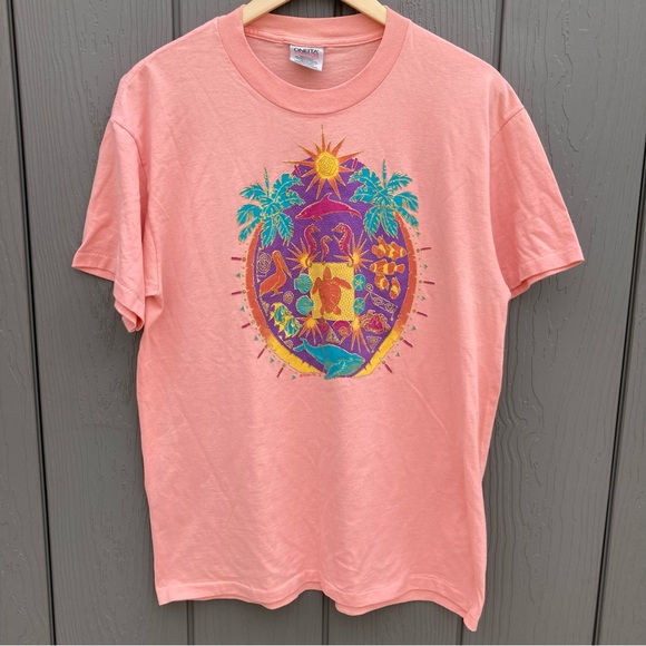 Vintage 90s Tshirt Aquatic Ocean Animal Print Turtle Dolphin Sea horse Sun Palms - Picture 1 of 9